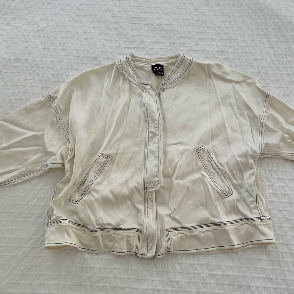 Zara Women's Off-White Bomber Jacket